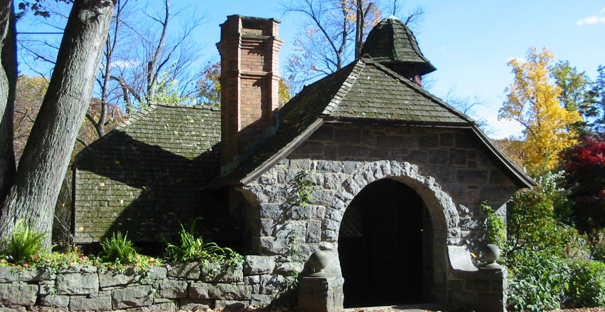 Stone building at Skylands Manor - Photo by Daniel Chazin
